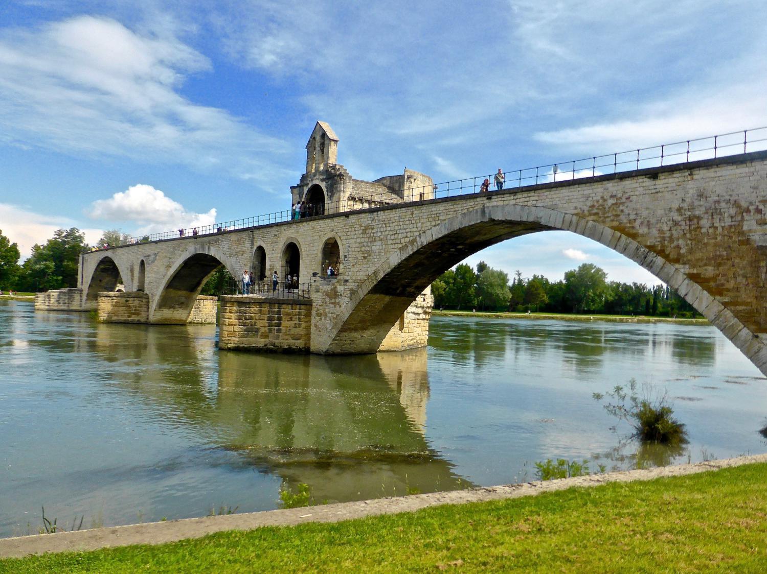 DECO SOL 043 : Experts en béton décoratif et industriel à Avignon et dans le Vaucluse